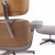 Fauteuil Lounge + ottoman Eames en cuir blanc et pieds chromés